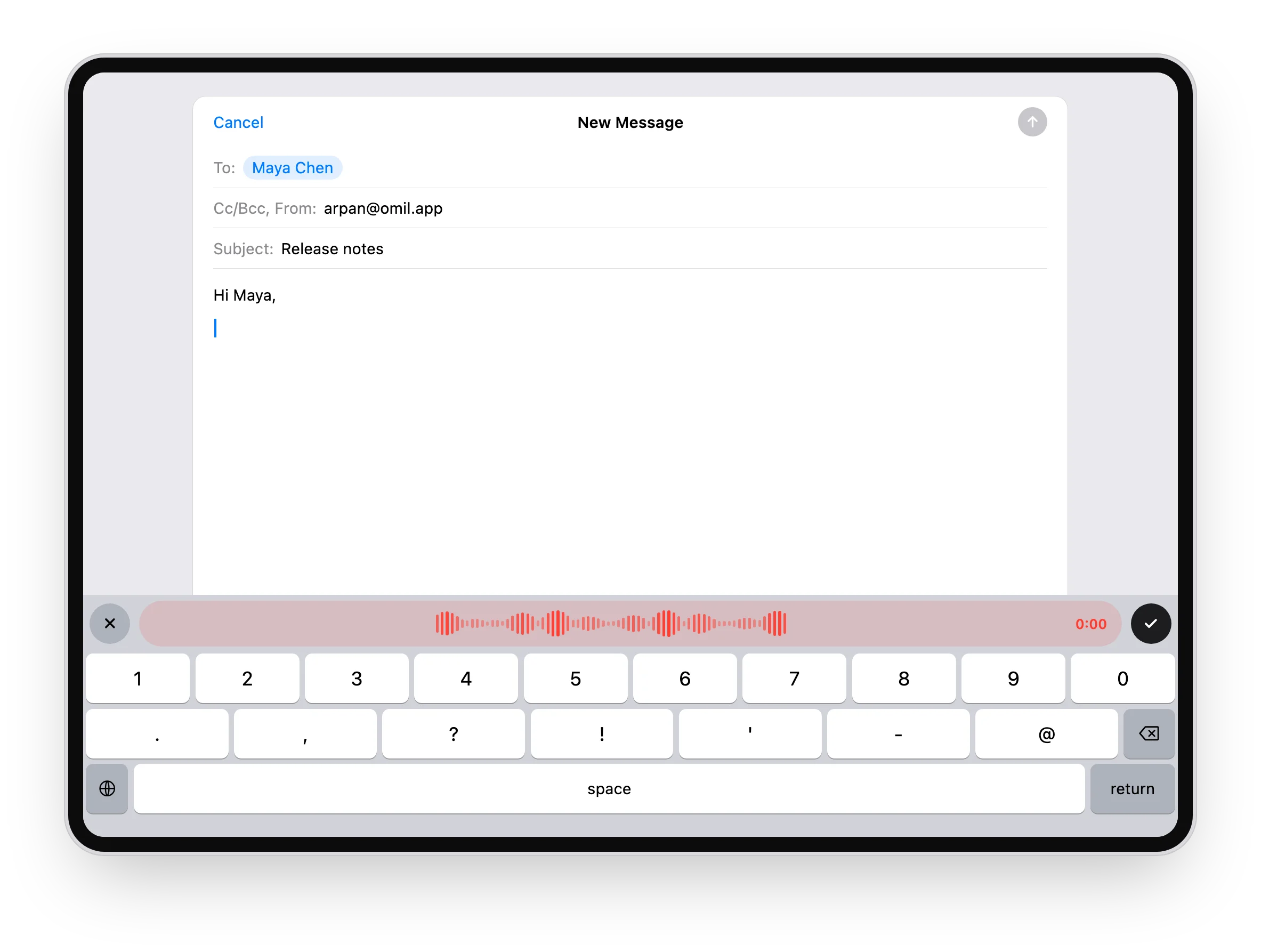 The Omil keyboard on iPad, listening while writing an email in Mail